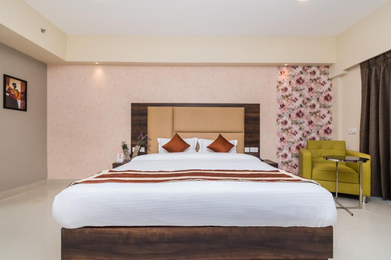 Capital O 10212 Hotel West Willows Xanadu Calcutta Eksteriør billede