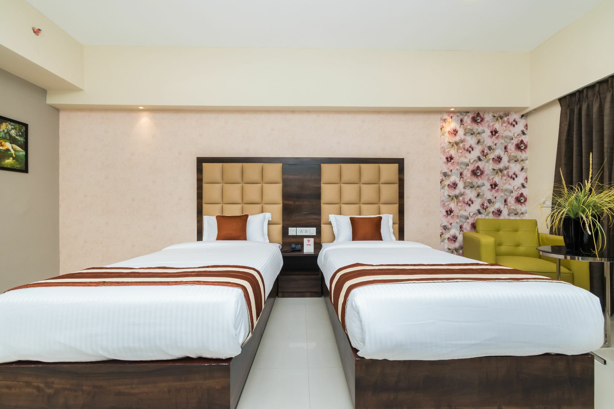 Capital O 10212 Hotel West Willows Xanadu Calcutta Eksteriør billede